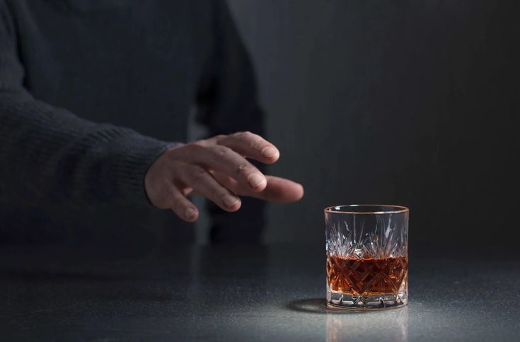 Alcohol de-addiction and recovery support in Madurai